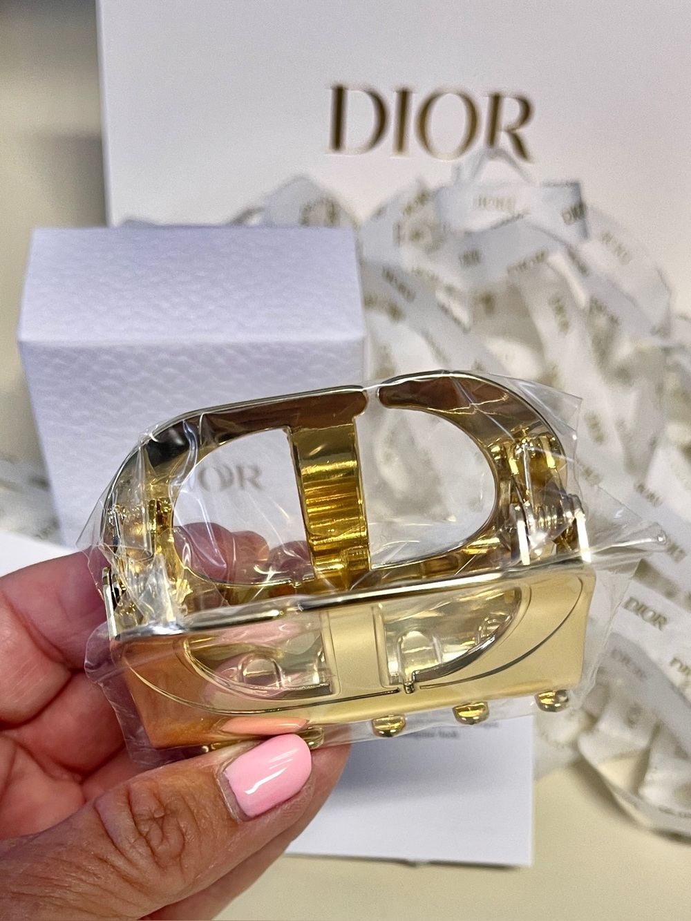 Dior NEW Hair Clip Gold Logo Sturdy Metal - Picture 6 of 8